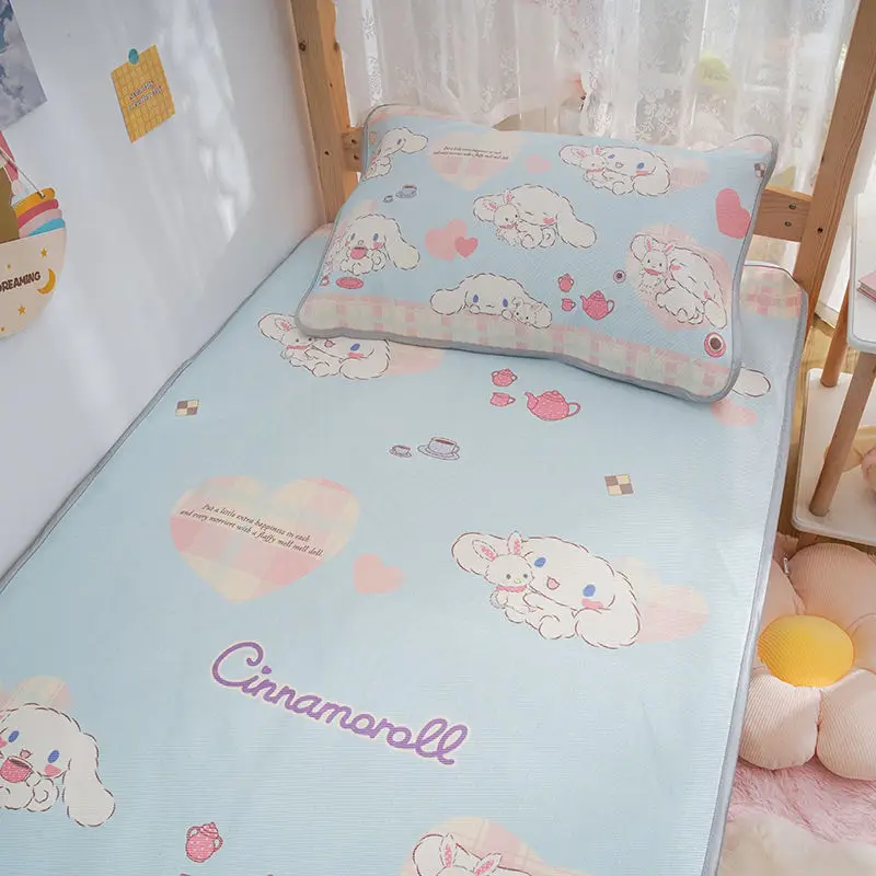 

Летний коврик из ледяного шелка, милый крутой коврик в стиле «Hello Kitty» Cinnamoroll Mymelody, коврик для односпальной кровати, 200*90 см, моющийся складной ...
