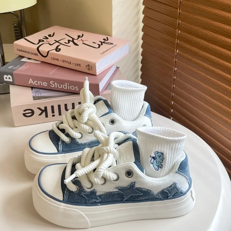 

SHANPA Cute Low-top Canvas Shoes for Women Casual Student Platform Denim Fashion Sneakers Y2k Comfortable Ladies Athletic Shoes