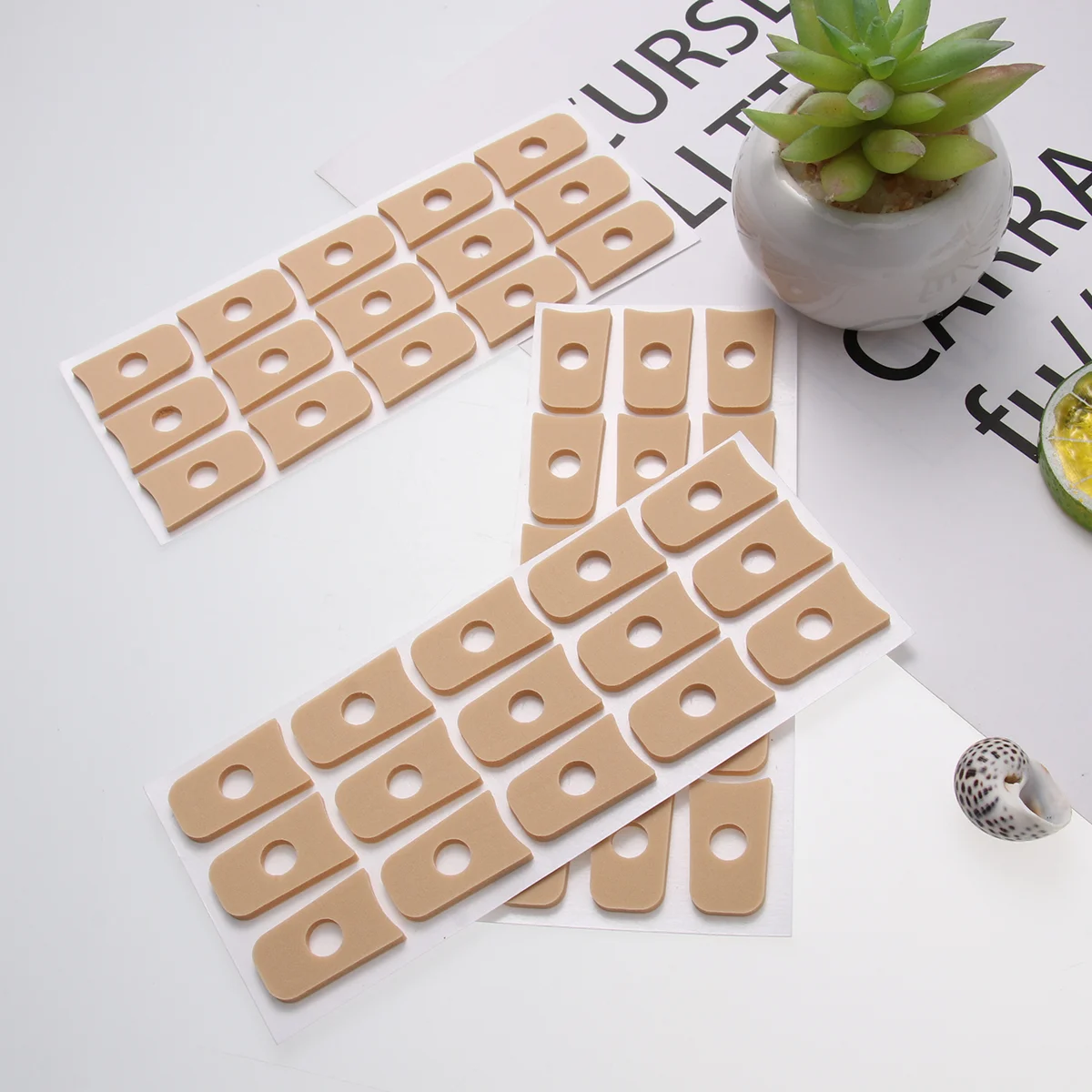 

45 Pieces Cushion Toe Pads Callus Cushion Self Adhesive Callus Cushions Toe Pads for Feet Toes- U Shape Foot