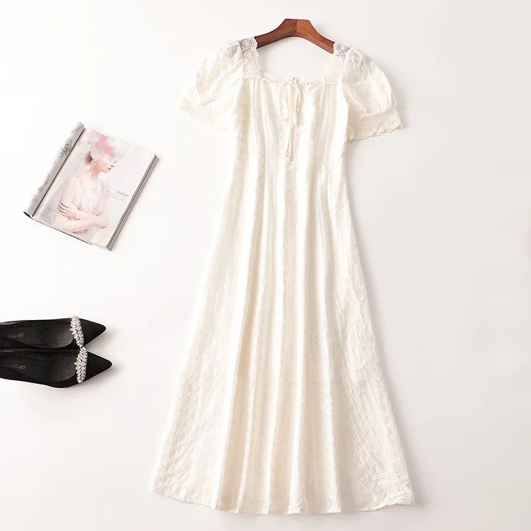 24303 Летнее длинное платье X с открытым вырезом и короткими рукавами