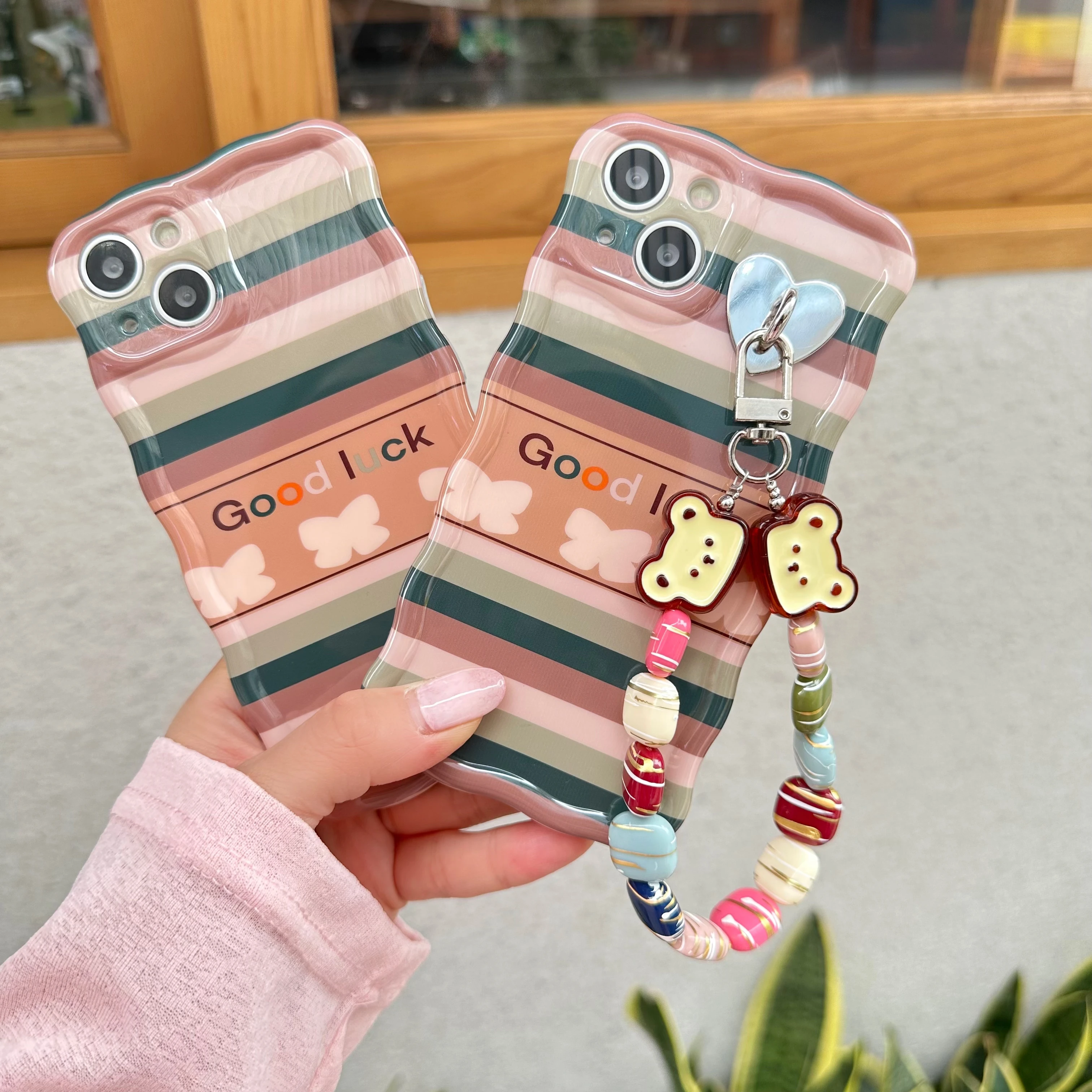 

Phone Case with Chain Iphone Case Cute Little Bear Phone Cover13/14 Pro Max Phone Case Fall Resistant All-inclusive Phone Case