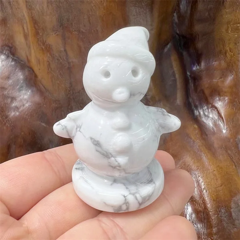 

5.5cm Natural Howlite Quartz Crystal Carved Christmas Snowman Gift Figurine Lucky Statue Crafts Home Decoration 1pcs
