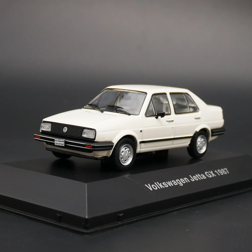 

Ixo 1:43 Volkswagen Jetta GX 1987 Diecast Car Alloy Toy Car
