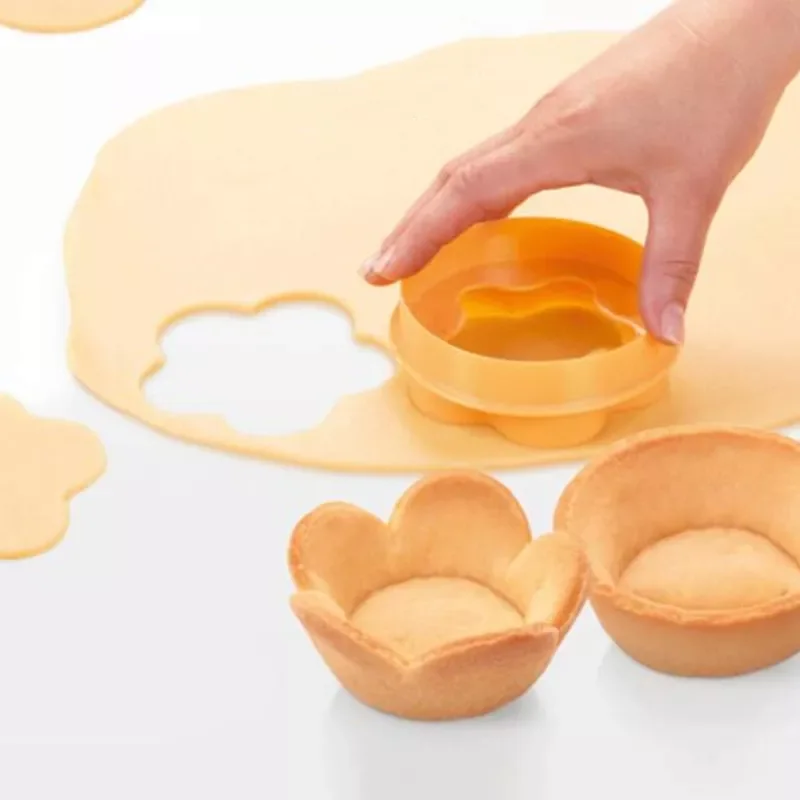 

Pastry Dough Tamper Kit Kitchen Flower Round Cookie Cutter Set Cupcake Muffin Tart Shells Mold Round/Phyllo Tartlet Shell Maker