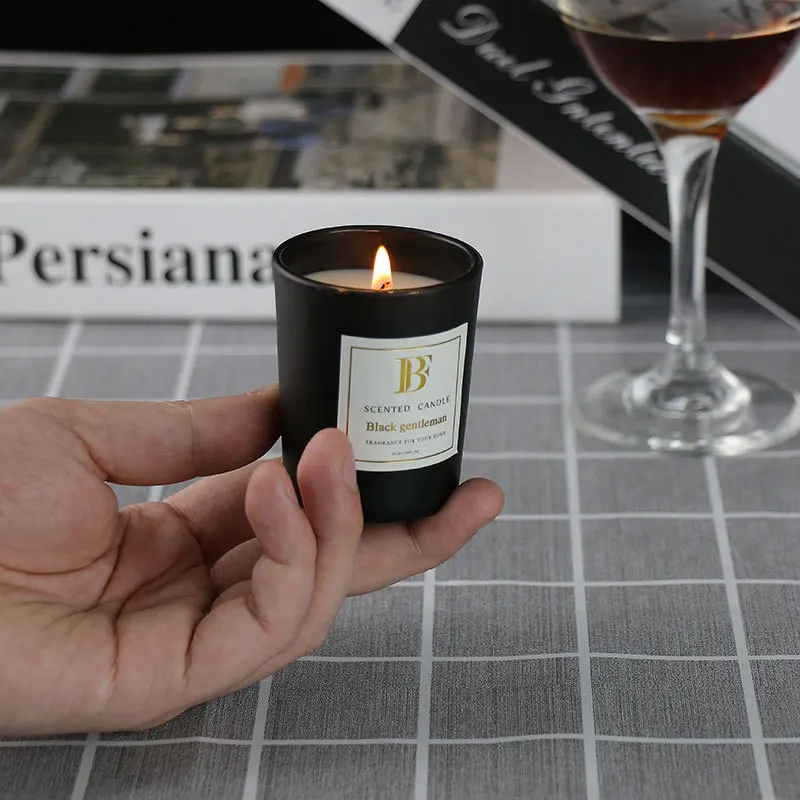 

Scented Candles Smokeless Romantic Fragrance Candle Wedding Gift Candle Jar Glass Handmade Soybean Wax Candle Jars m