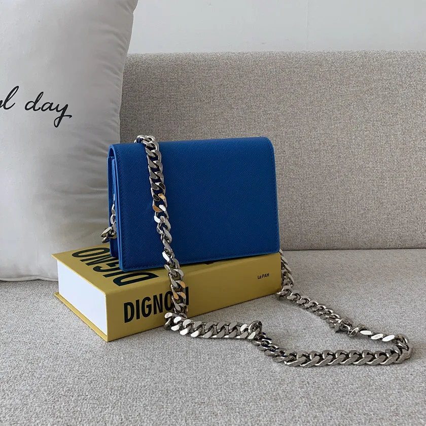 2023 New Fashion Women's Shoulder Bag PU Leather Solid Color Simple Chain Casual Crossbody Bag Square Mobile Phone Bag