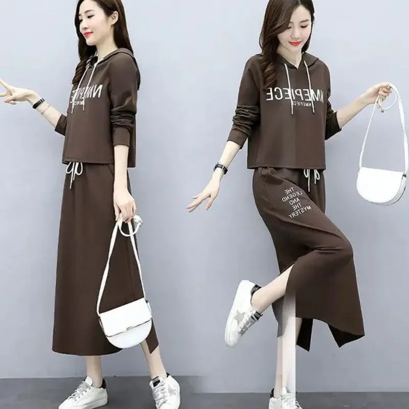 Женские повседневные платья 2025 года костюм весна-осень новая свободная модная