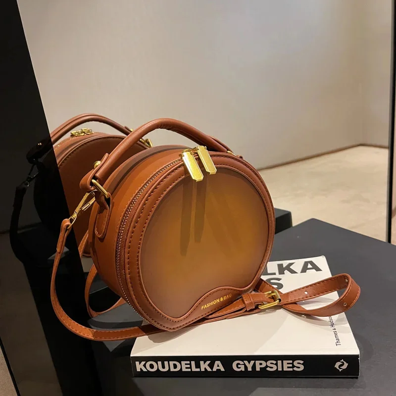 

Small Design Handheld Bag for Women Autumn and Winter 2022 New Advanced Round Cake Bag Single Shoulder Crossbody Bag