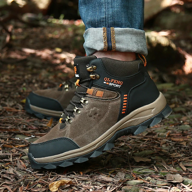 Winter Genuine Leather Hiking Boots Men Outdoor Trekking Sneakers Warm Fur Non Slip Mens Hunting Boots Waterproof Climbing Shoes