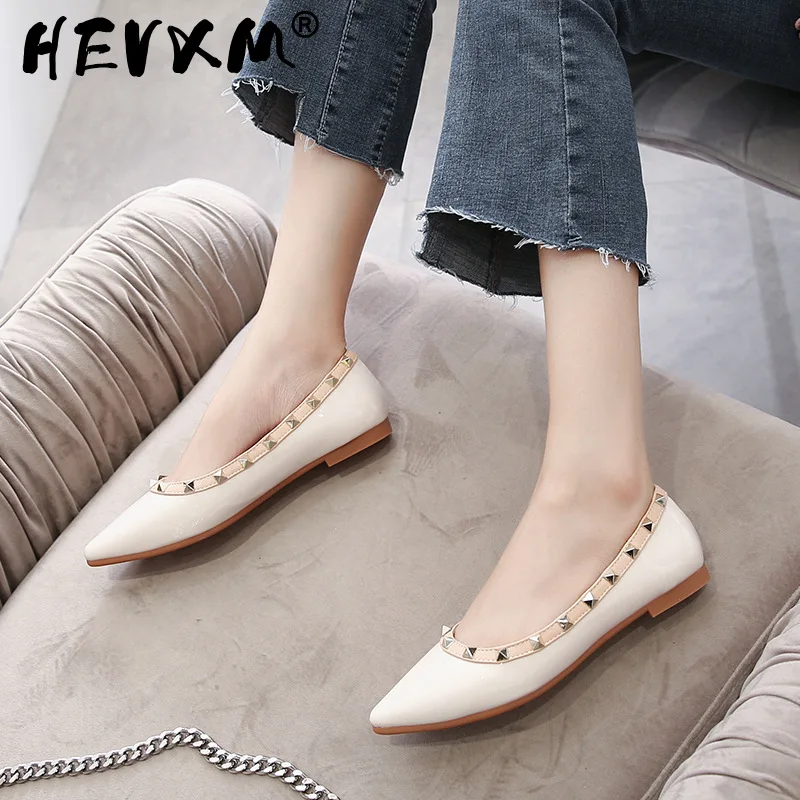 2023 New Women Shoes fashion Rivet Flat Women's shoes shallow mouth pointed Single Shoes Large size Zapatos de mujer