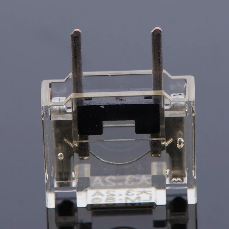 Горячий Lm32 Daito плавкий предохранитель Fanuc 3.2A прозрачный специальный