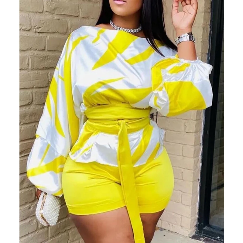 

Women Casual Printed Slim Suit Women Lantern Sleeve Round Neck Off Shoulder Pullover Top Bandage High Waist Straight Shorts Suit