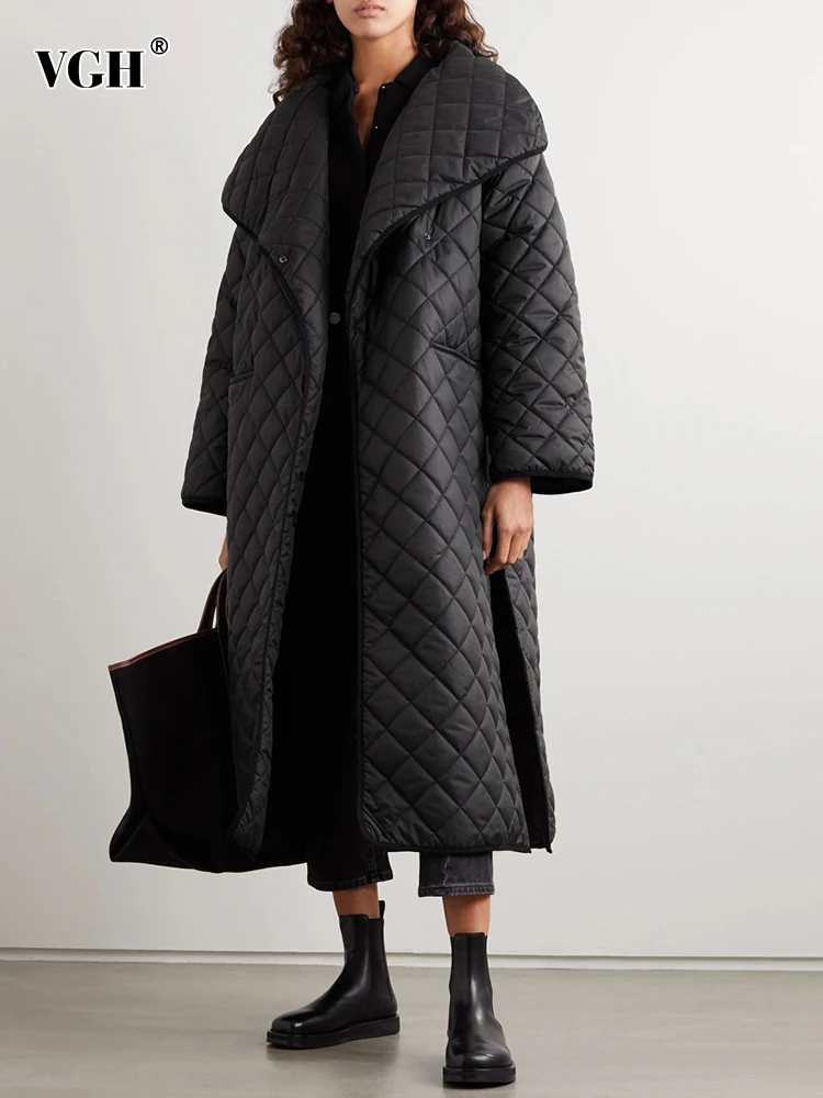 

VGH Black Thick Cotton Coat For Women Lapel Long Sleeve Patchwork Argyle Side Split Streetwear Parkas Female 2022 Clothing Style