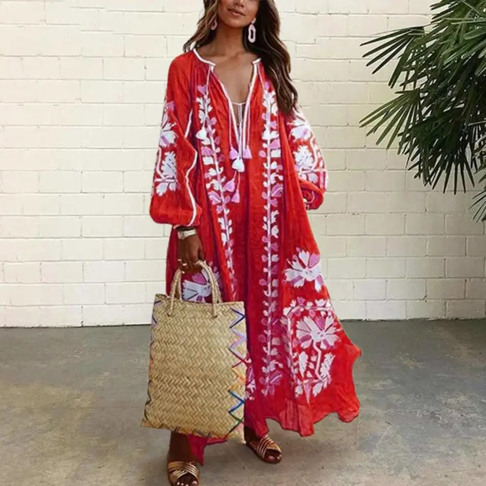 Женское пляжное платье-макси с V-образным вырезом