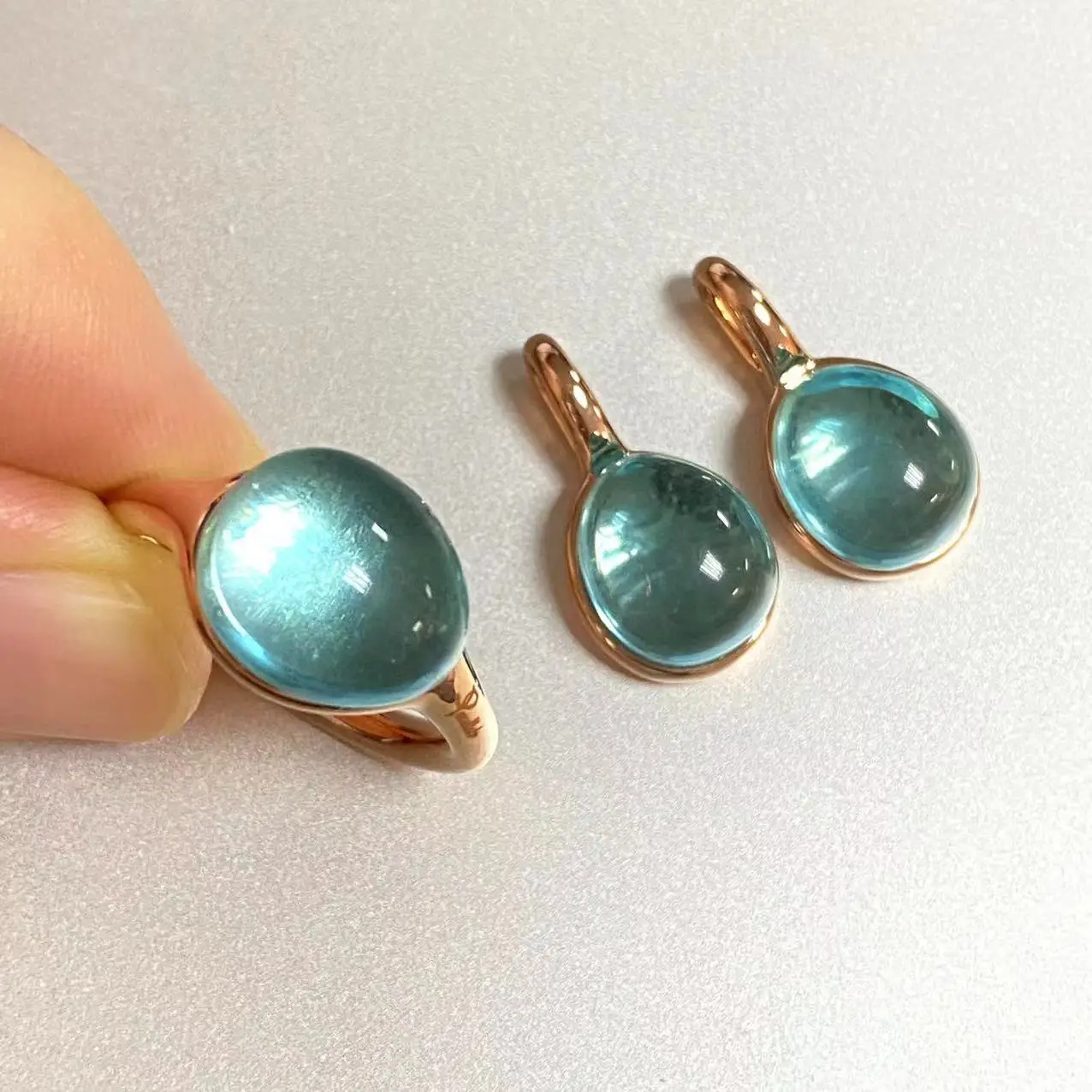 

Комплект украшений из кольца и серёг, 12 х10 мм, 2 шт./комплект