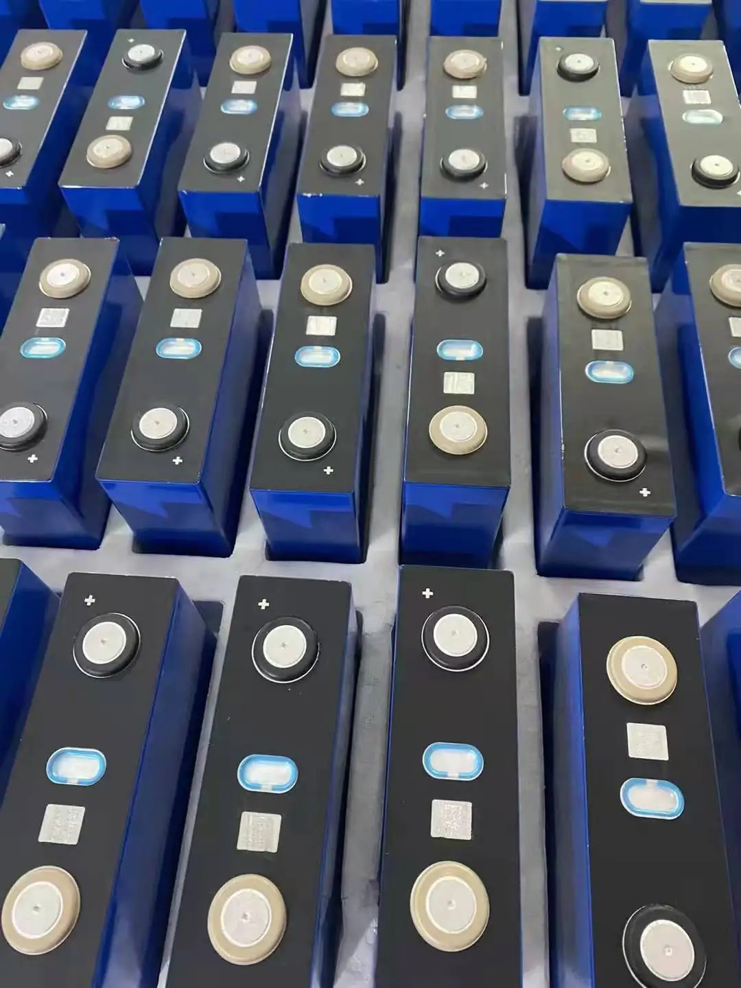 Для 3000 циклов призматической батареи LFP 3.2 напряжения lifepo4 100ah