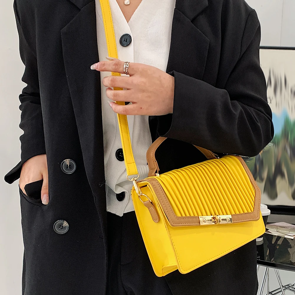 

Women Pleated Flap Shoulder Bag with Purse Autumn Winter Small Shopping Handbag for Outdoor Travel Shopping Bag