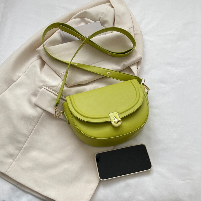 Fashion Trend Retro Women Shoulder Bag Casual Saddle Crossbody Bag Solid Color Texture Lock Underarm Bag Luxury Designer Handbag