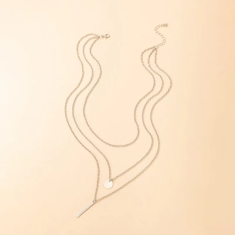 Простое кристаллическое золотое ожерелье с подвеской геометрической формы для