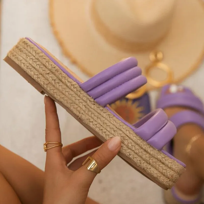 

New 2022 Summer Home Slippers for Women Fashion Square Toe Ladies Slip-on Casual Shoes Large Size Beach Platform Slippers Woman