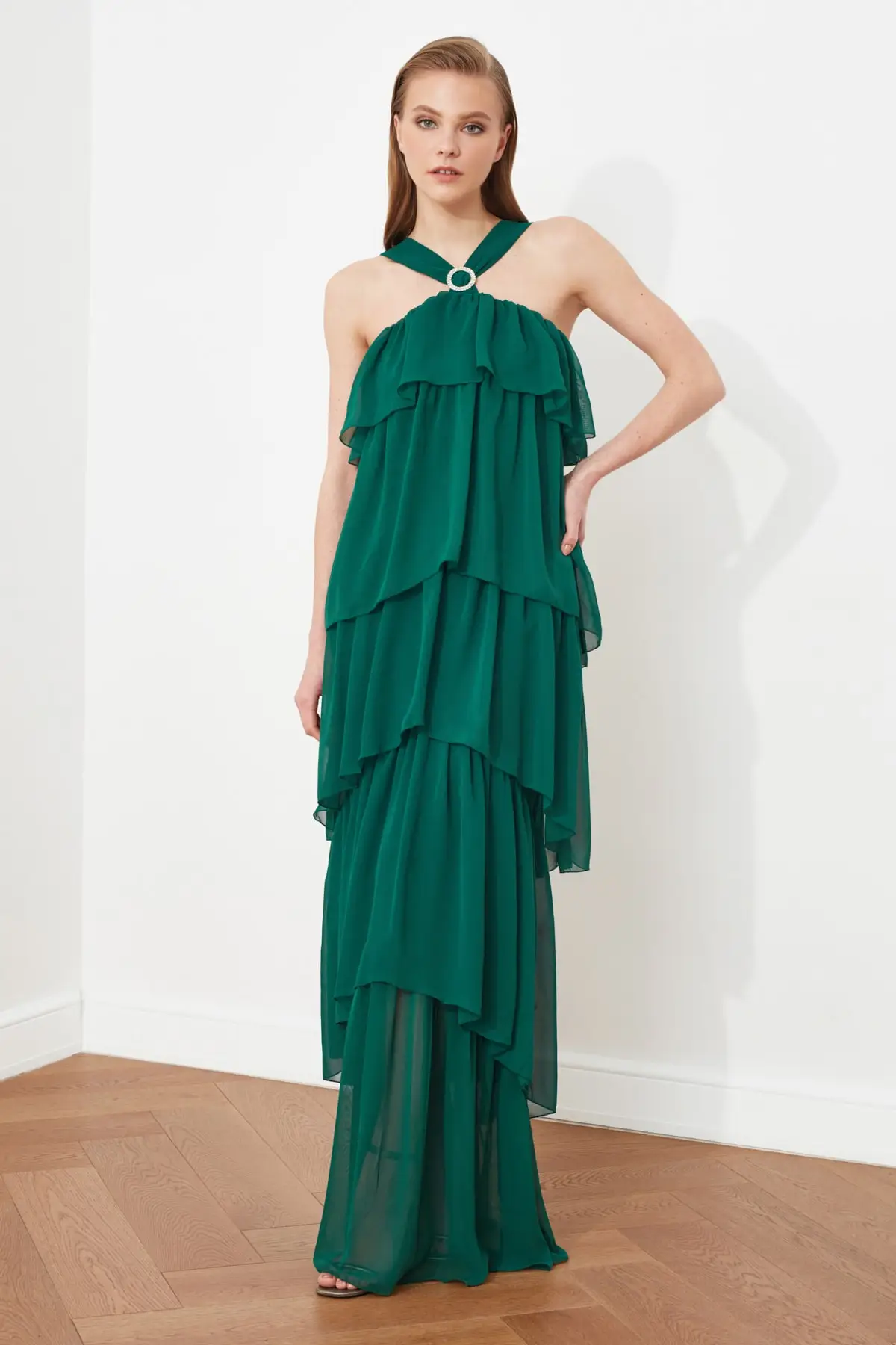 

Trendyol Gemstone Buckle Detail Evening Dress & Prom Gown TPRSS20AE0100