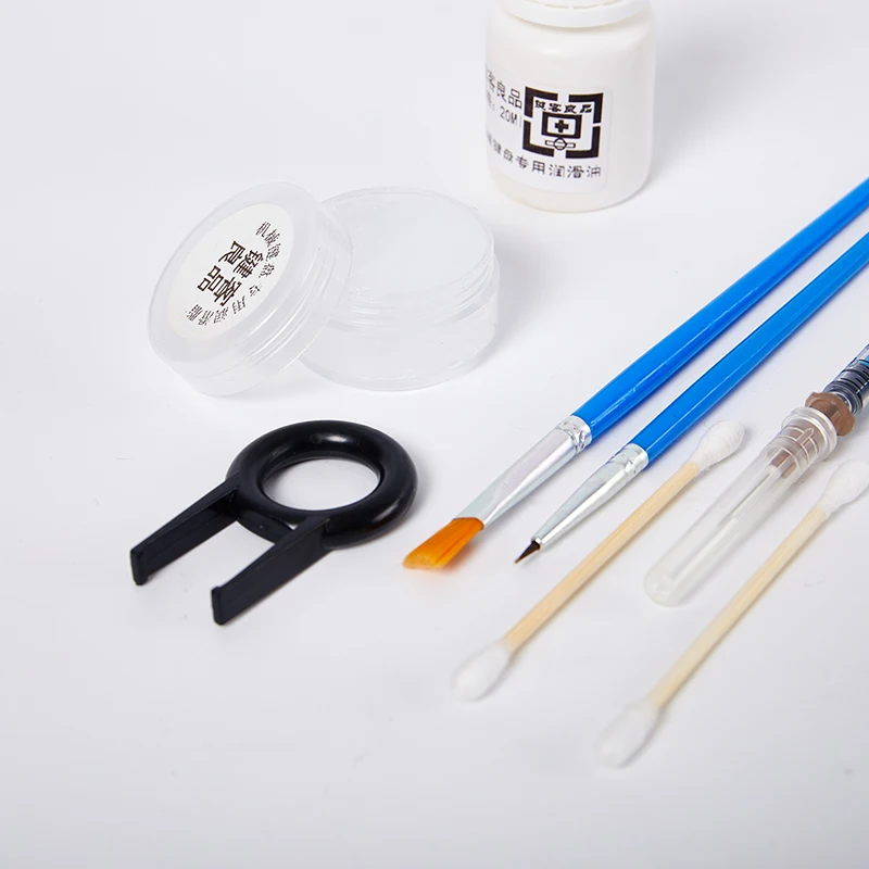 Рисунок 2 - Комплект смазочного масла для механического