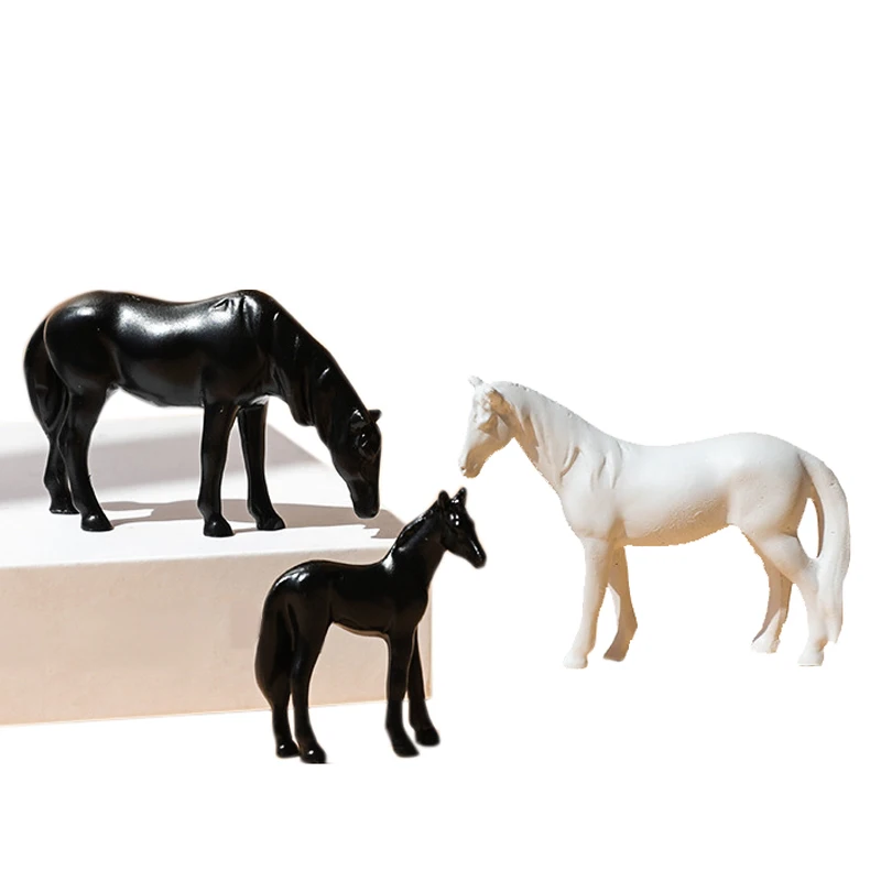 

Креативная мини-Статуэтка семьи из трех фигурок, товары для дома, миниатюрная модель, скульптура из смолы, украшение для офиса