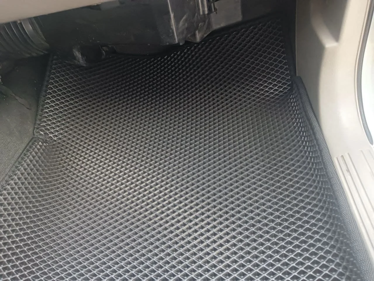 Коврики ЭВА С БОРТАМИ для Ленд Ровер Фрилендер 1 поколение комплект из 5 ковриков