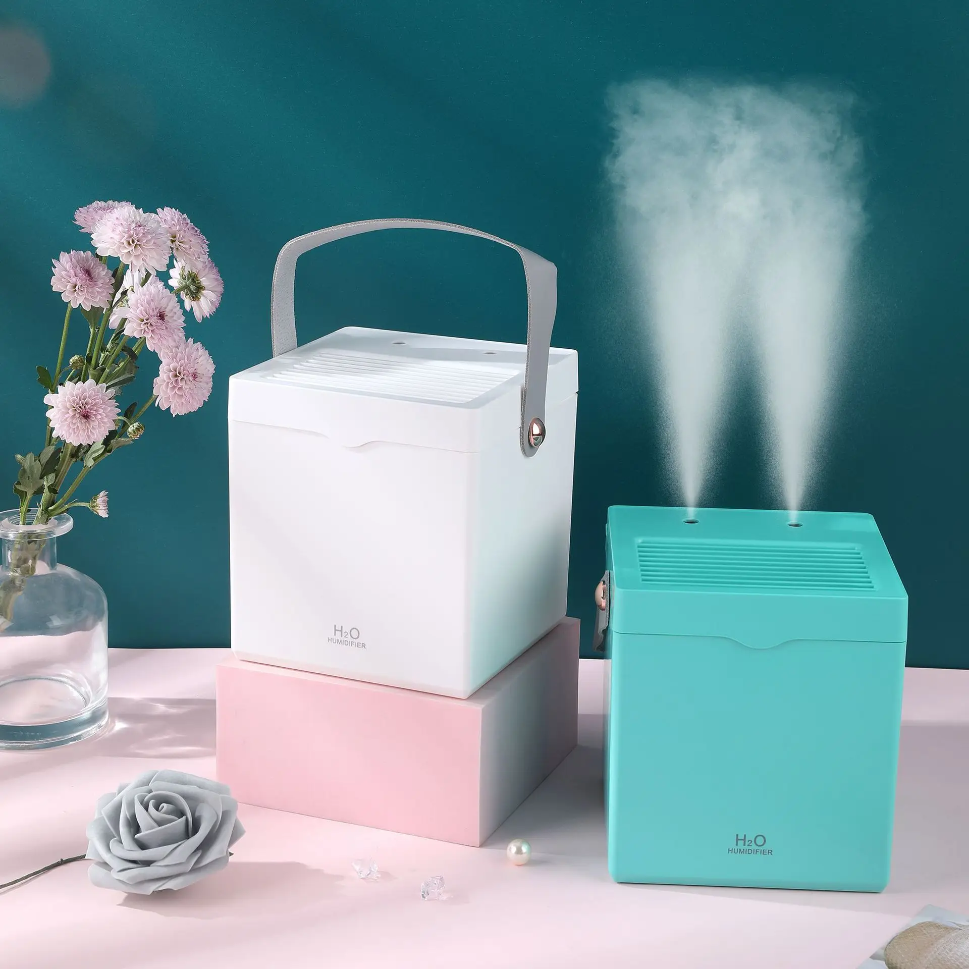 

USB Domestic Humidifier Large Capacity Convenient Spray Humidifier Office Mute
