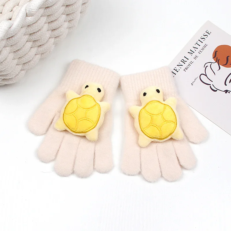Мультяшные плюшевые детские перчатки морозостойкие с декором в виде черепахи