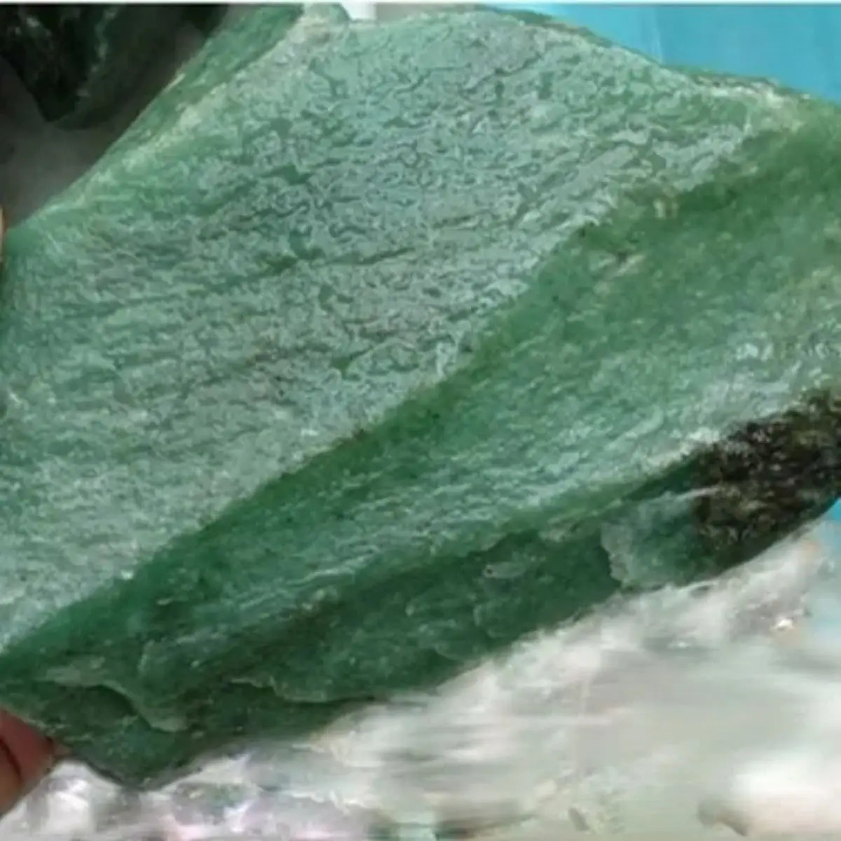 Natural Large Green Dongling Jade Original Stone Ornaments Carved Wool Dongling Jade Raw Material Pendant Bracelet Material