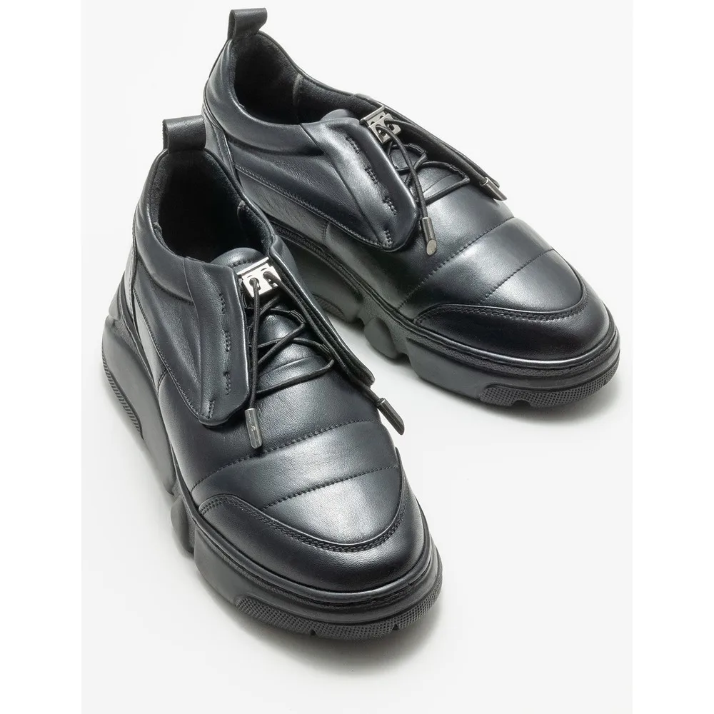 

Черные кожаные женские повседневные туфли Dorlie на плоской подошве