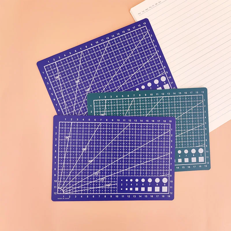 

A5 PVC Cutting Mat Cutting Pad Patchwork Anti-static Manual DIY Cutting Board Double-sided LCD Repair Tools
