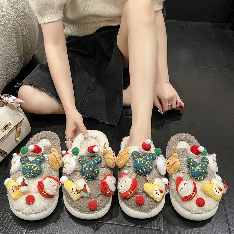

Симпатичные меховые тапочки в рождественском стиле для женщин, новинка осень-зима 2022, плюшевые теплые Нескользящие тапочки на толстой подо...