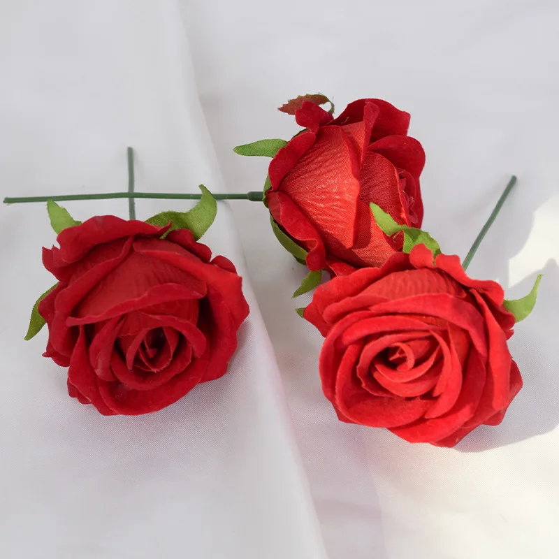 

Imitation Red Roses, Wedding and Festival Gift Box Decoration, Family Layout, Fake Flower Wall, Artificial Flower Wholesale