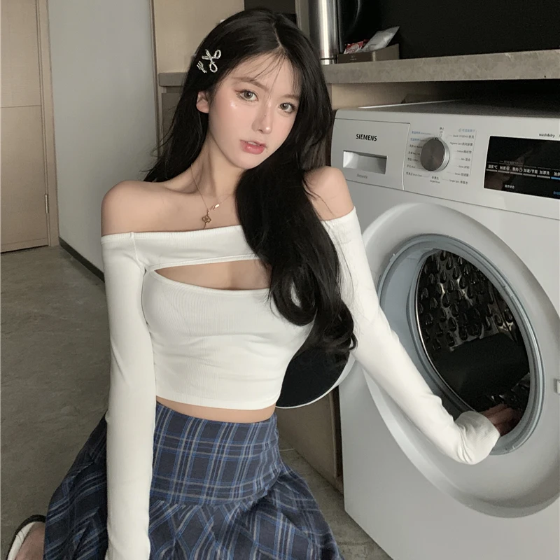 

Vintage Short Chest Shoulder Short -type Exposed Navel Korean Long -sleeved T -shirt Female Slim Sexy Hot Girl Bottom Shirt T