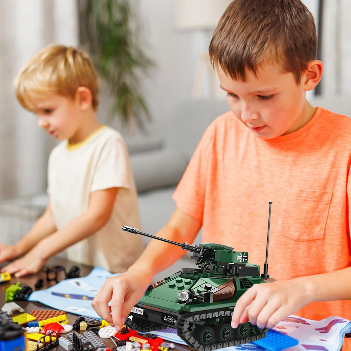 Конструктор Танк из 394 блоков: игрушки в стиле милитари для сборки детские