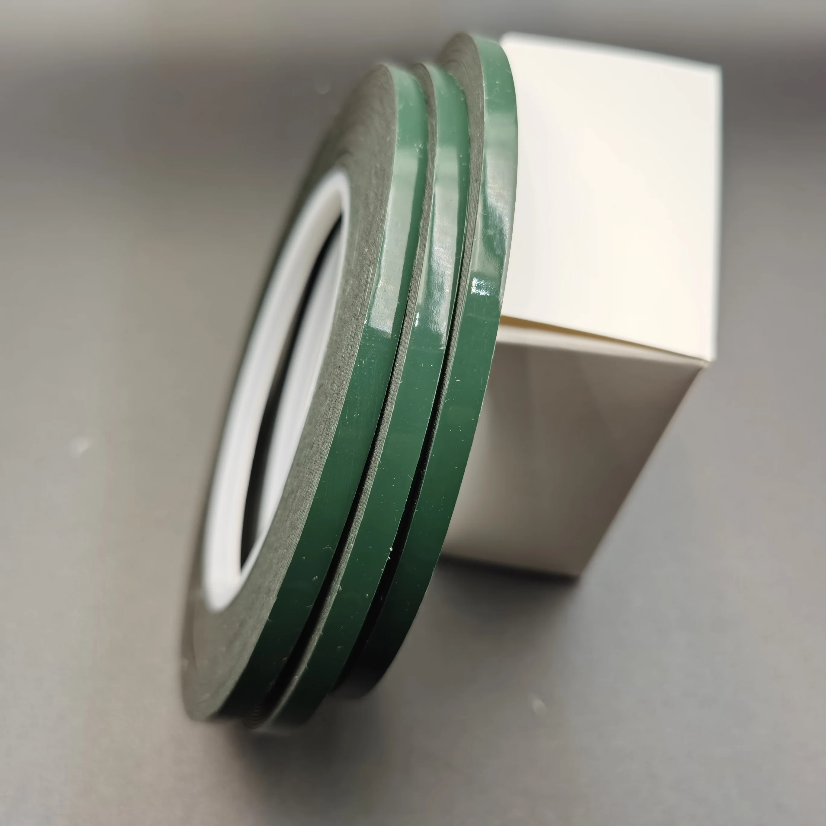 Двусторонняя лента из зеленой пены 10 м * 3 мм для ремонта электроприборов экрана