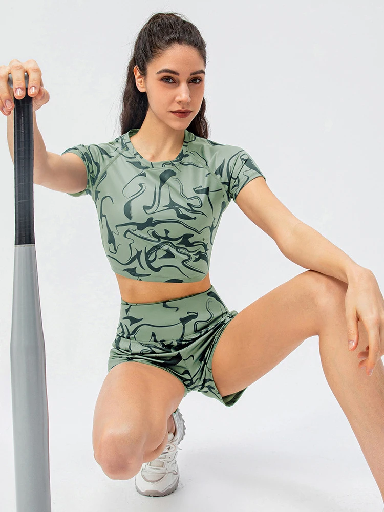 Summer Plus Size Sports Suit Women Quick Dry Yoga Tights Top And Loose High Waist Running Shorts Gym Clothing 2 Piece Tracksuit