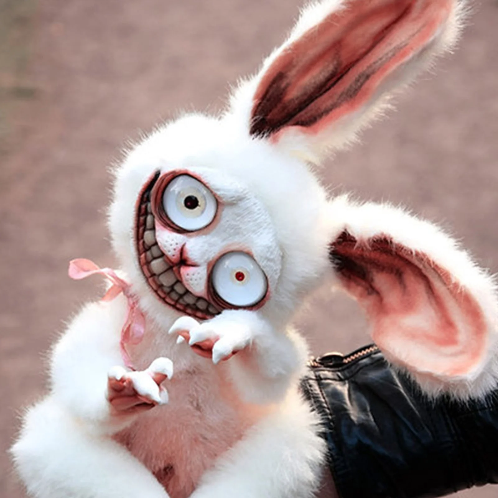 

30cm Crazy Bunny Plush Toy Scary Bunny Doll Horror Game Stuffed Rabbit Toys Birthday Gifts For Children Kids Simulation Rabbits