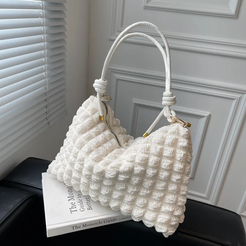 

New Trendy Pleated Handbag Small Fresh Rhombus Diagonal One-shoulder Women's Bag