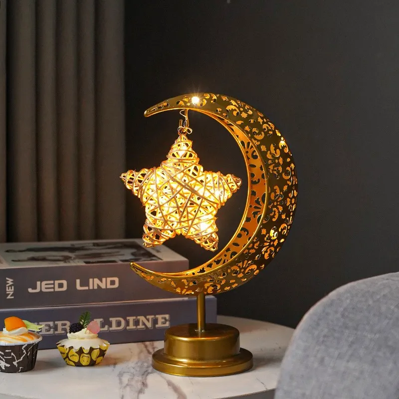 

Новейшая Золотая Рамадан Луна Светодиодная лампа исламский мусульманский мубара женское украшение для дома на 2023 Ид Аль Адха подарок металлическое комнатное освещение Декор