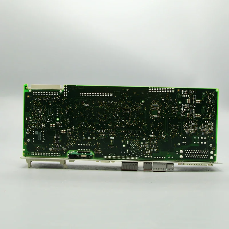 6SN1118-0NH11-0AA1 Универсальный плагин SIMODRIVE 611 E и дополнительный блок управления