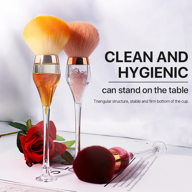 Кисть для пудры XJING Рассыпчатая кисть с винным бокалом Профессиональная мягкая