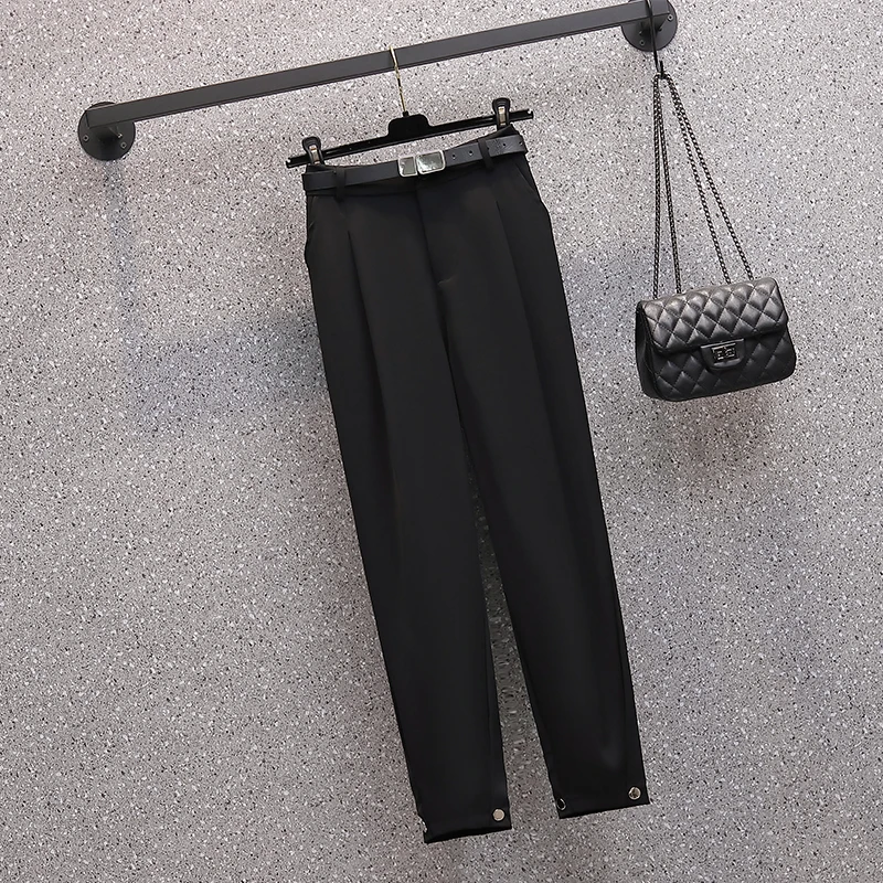 Женский трикотажный комплект из двух предметов тонкая черная футболка и