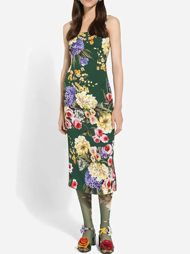 Женское платье с цветочным принтом открытыми плечами и высокой талией