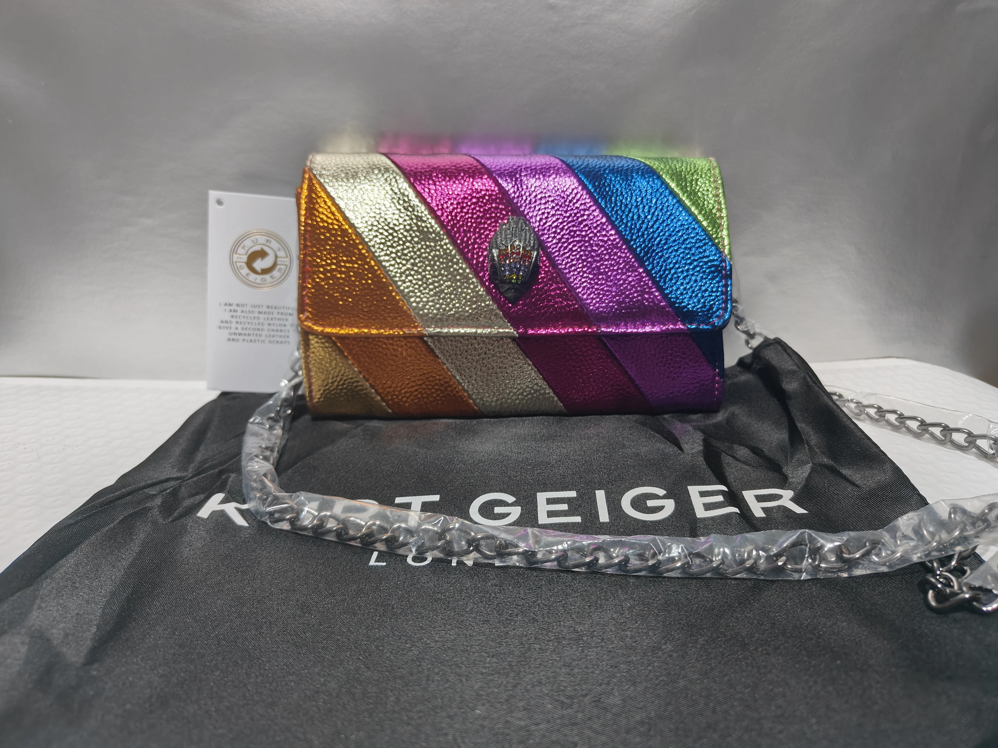 

2023 Summer Kurt G Fashion Clutch Colorful Paneled Tote Elegant Stylish Dinner Bags Metal Chain Women Shoulder Bag
