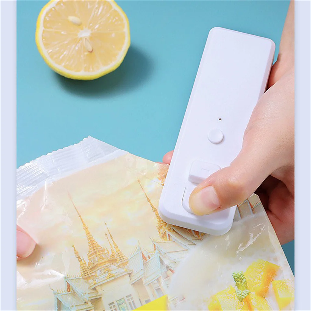 

Plastic Electric Bag Sealing Machine Portable Handheld Battery Powered Household Canteen Kitchen Bread Sealer