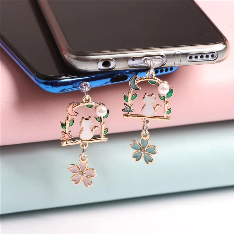 

Charge Port Plug Cute Moon Cat 3.5mm Headphone Anti Dust Plug Flower Phone Earphone Jack Dust Cap Anime For Samsung S22 iPhone