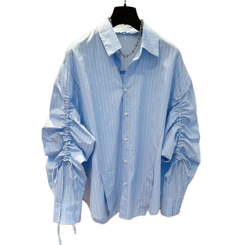 Женская блузка с отложным воротником и длинными рукавами